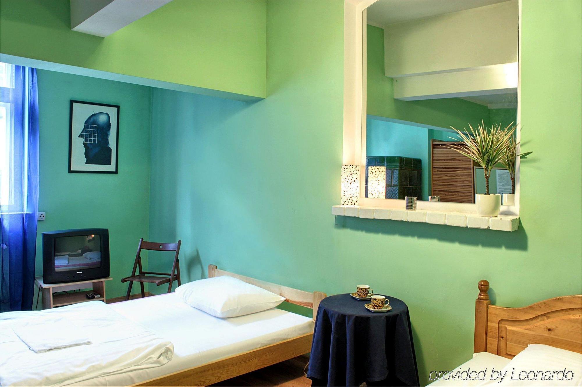 Frolic Goats Hostel Познан Стая снимка