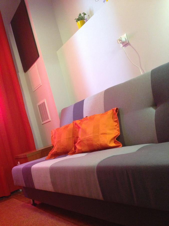 Frolic Goats Hostel Познан Екстериор снимка